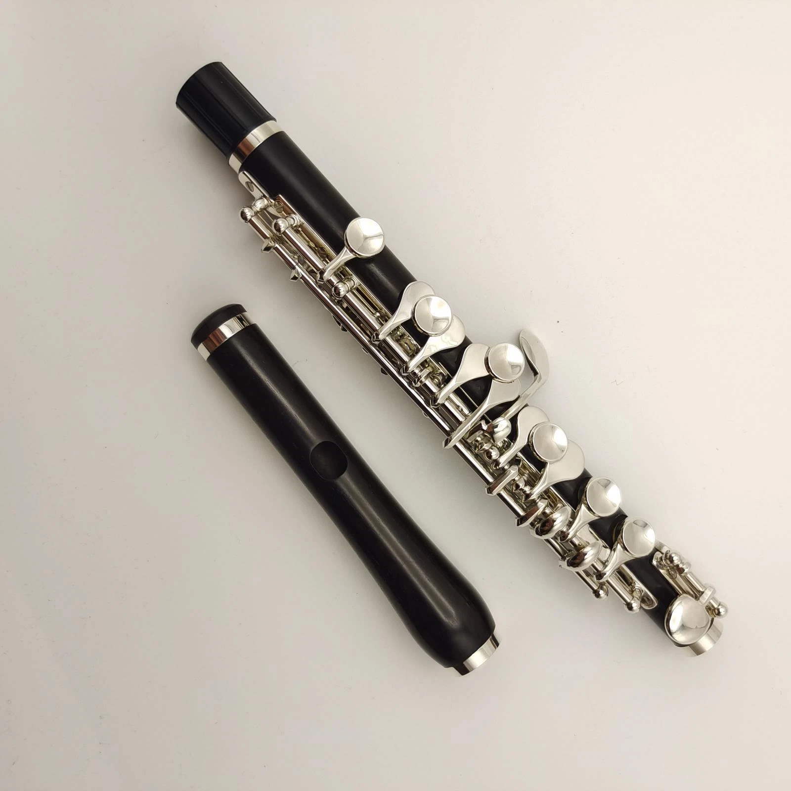 Piccolo With Case C Key Ebony  - đánh giá và giá Musical Instrument Piccolo